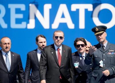 گزارش، دعوای اردوغان - ماکرون در آستانه نشست ناتو