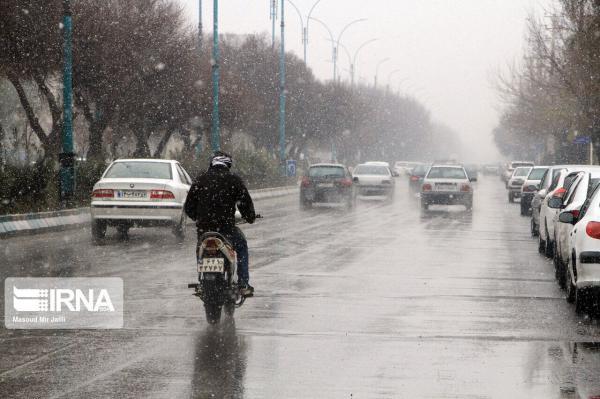 خبرنگاران کرمانشاه بیشترین میزان کاهش بارندگی در بین استان خبرنگاران کرمانشاه بیشترین میزان کاهش بارندگی در بین استان های کشور را دارد