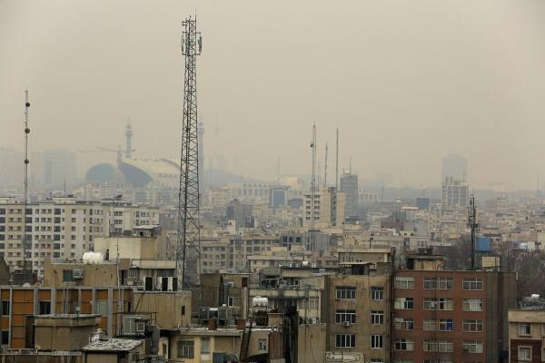 افزایش آلودگی هوا تا حد بسیار ناسالم در تهران و کرج، از تردد غیر ضروری بپرهیزید